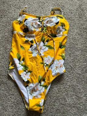 Cupshe Yellow Floral One-Piece Swimsuit